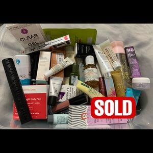 SOLD!!!! NEW!!! Huge Skincare, Makeup, Body & Hair Care Mixed Lot!!! 40 items!!!
